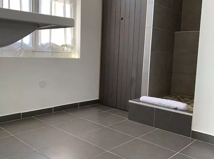 ペンション Le Clos Corbier