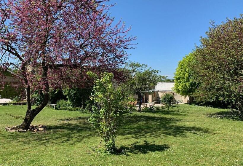 پانسیون Le Clos Corbier