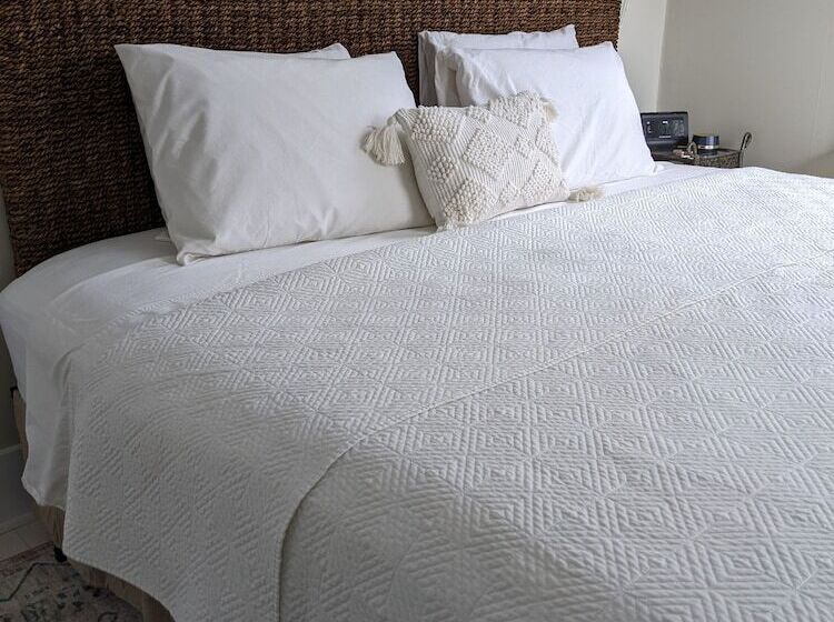 بنسيون Luckystone Inn