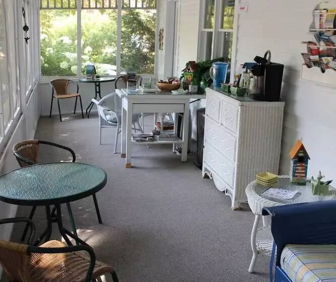 Majatalo Luckystone Inn