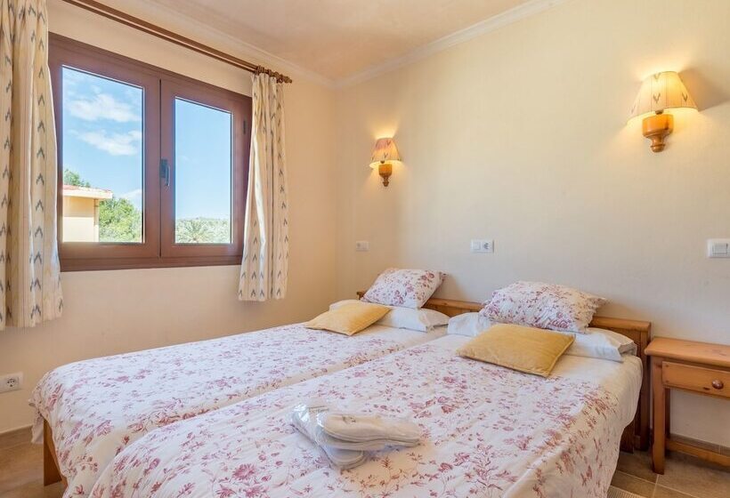 Sa Torre Apartaments