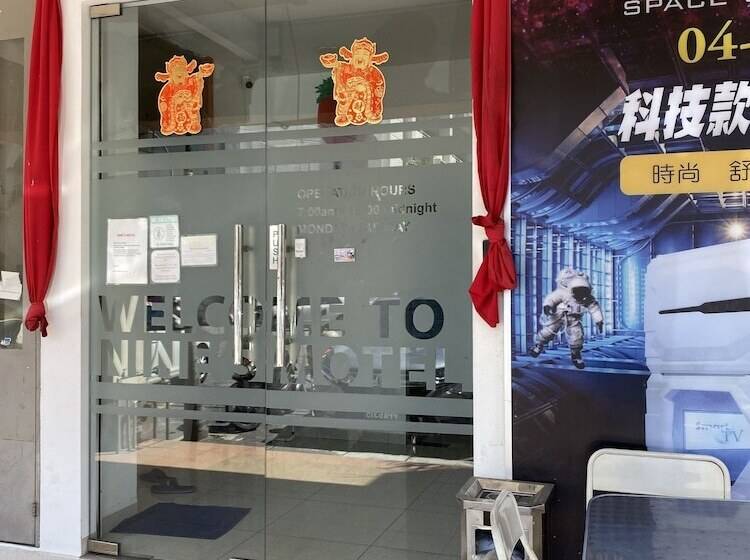 Spot On 89811 9 S Motel