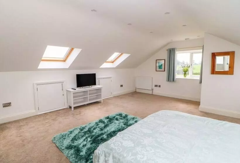 Apple Tree Cottage