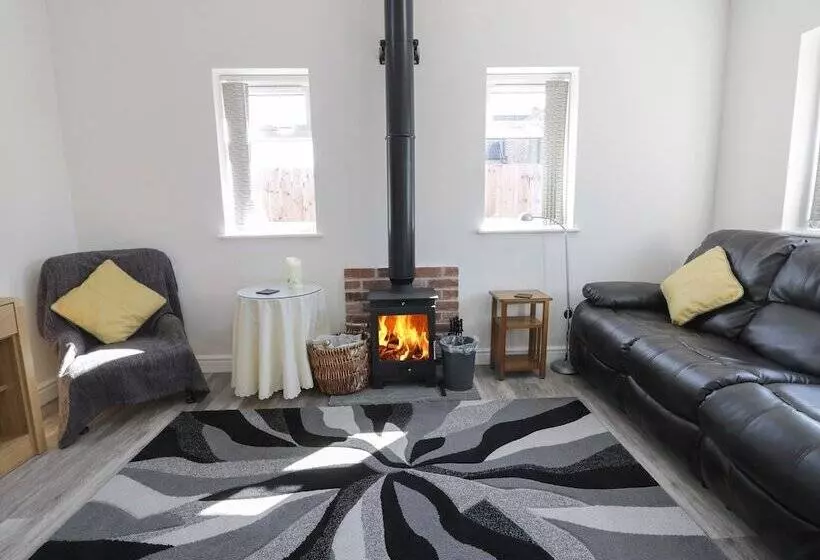 Ashtree Cottage