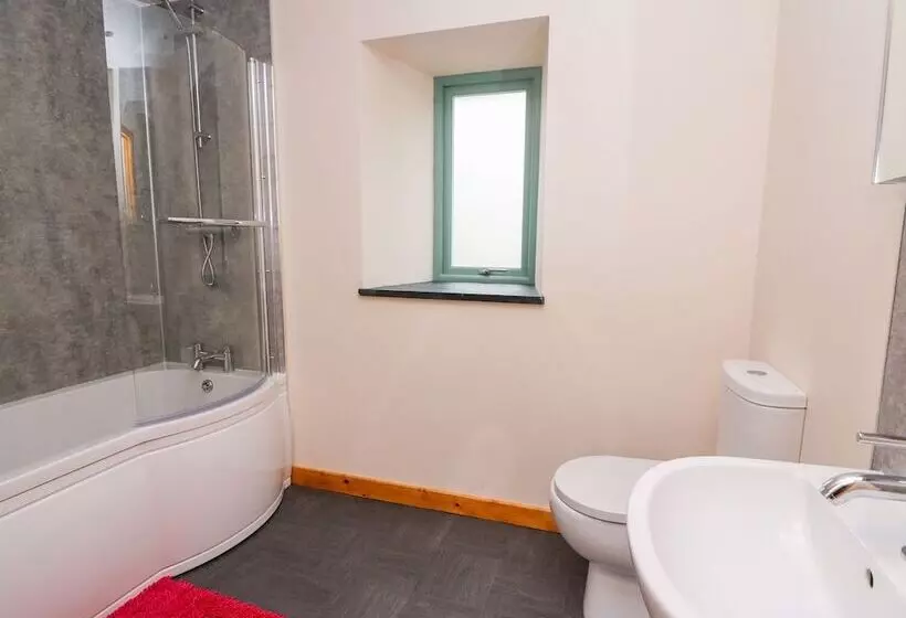 Bwthyn Eisteddfa Fach