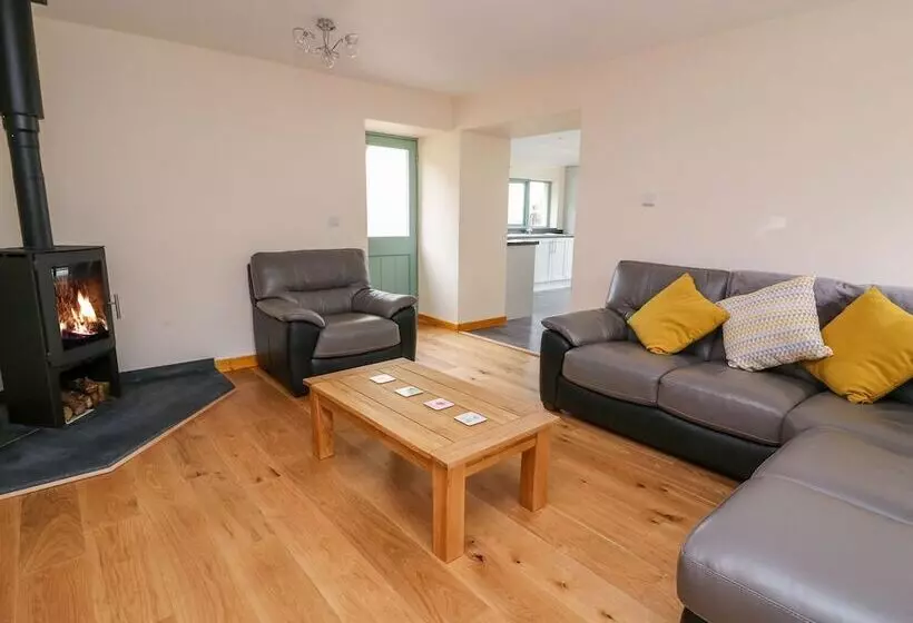 Bwthyn Eisteddfa Fach