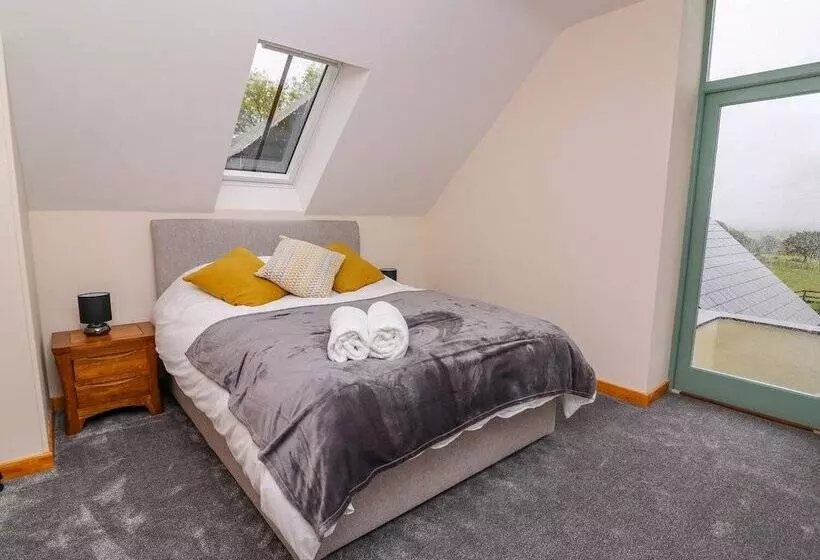 Bwthyn Eisteddfa Fach