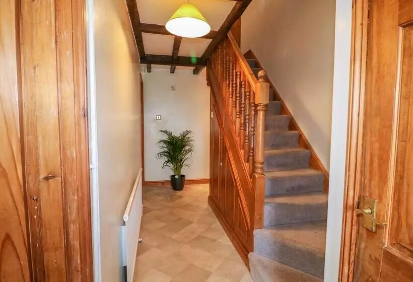 Cherry Tree Cottage