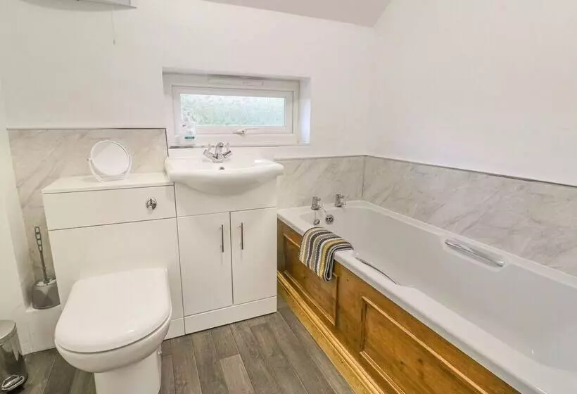 Cherry Tree Cottage