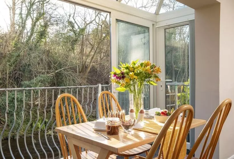 Esk View Cottage