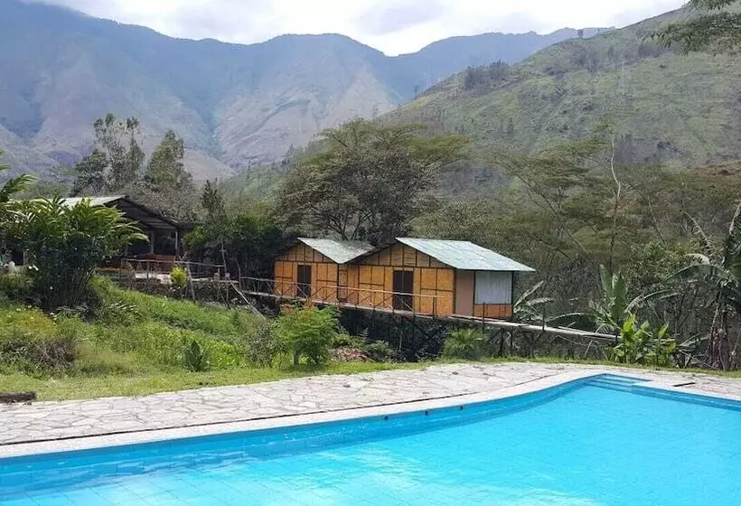 Hotelli Eco Lodge Restaurant Araplay