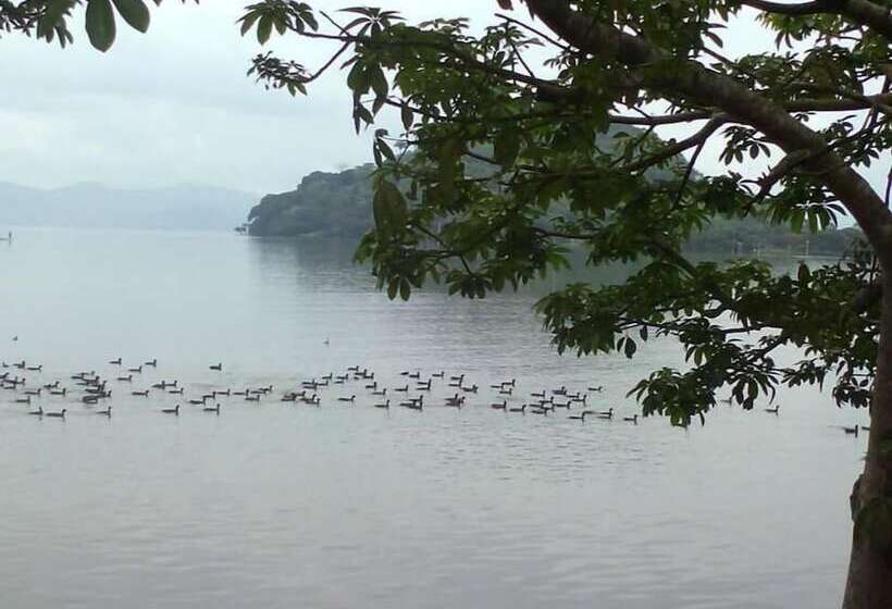 Szálloda La Cabaña Del Lago