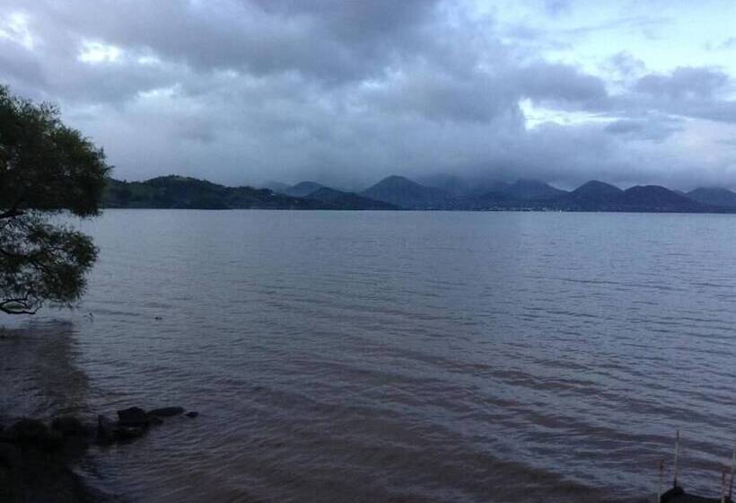 Szálloda La Cabaña Del Lago