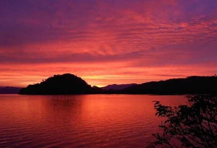 Szálloda La Cabaña Del Lago