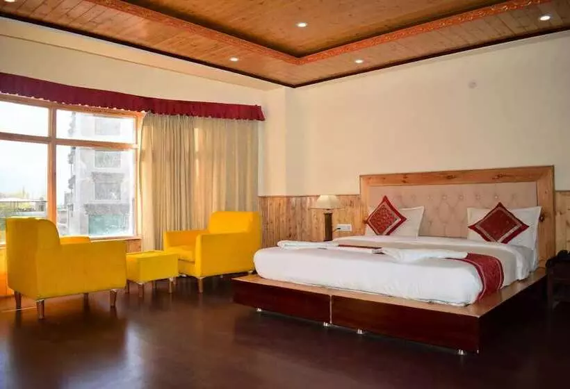 Hotelli The Grand Yasmin Leh