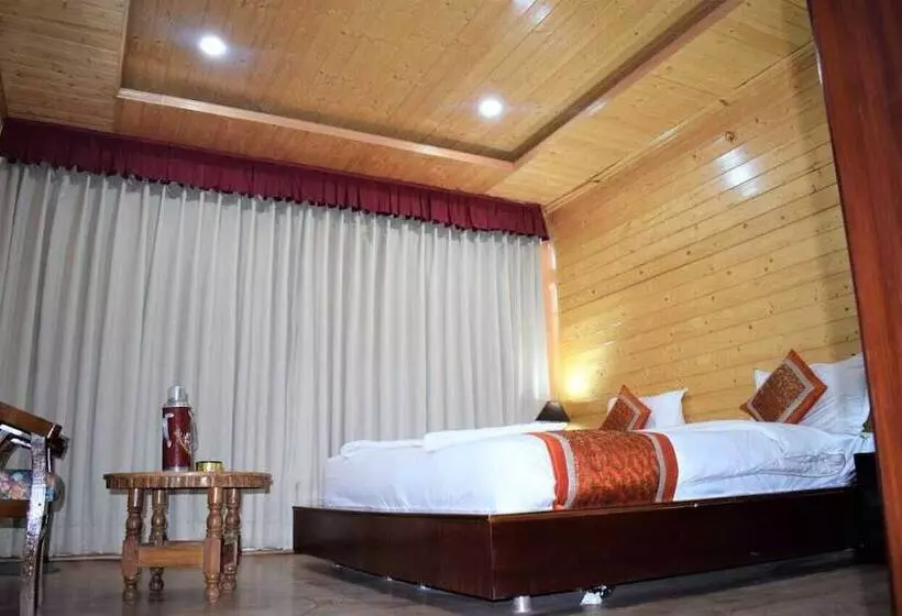 Hotelli The Grand Yasmin Leh