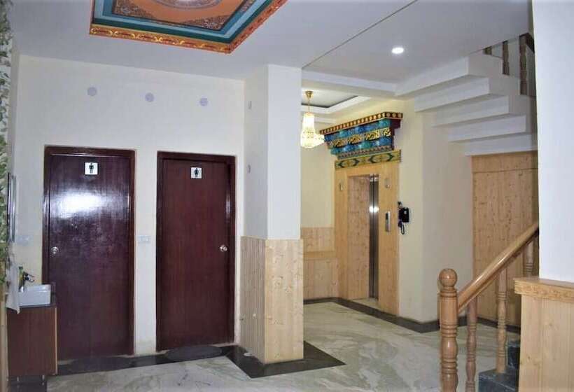 Hotel The Grand Yasmin Leh