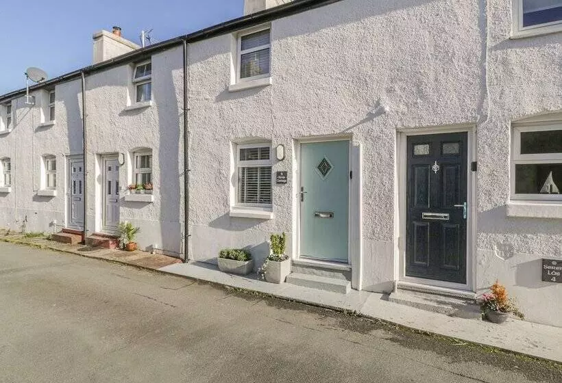 Kirrin Cottage