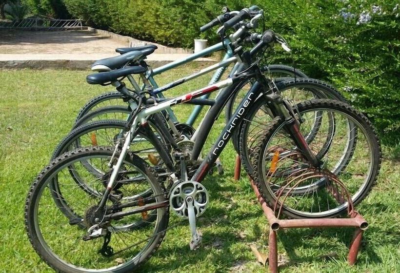 پانسیون Dar Kenavo