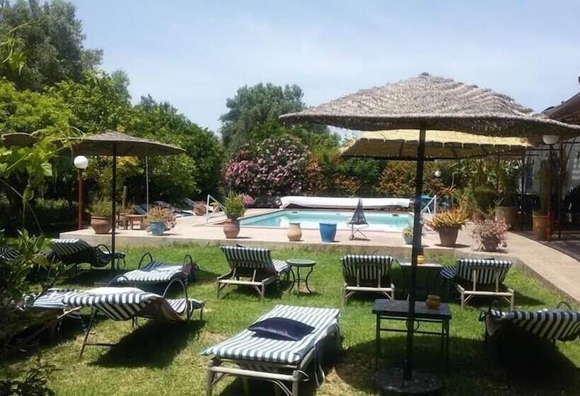 پانسیون Dar Kenavo