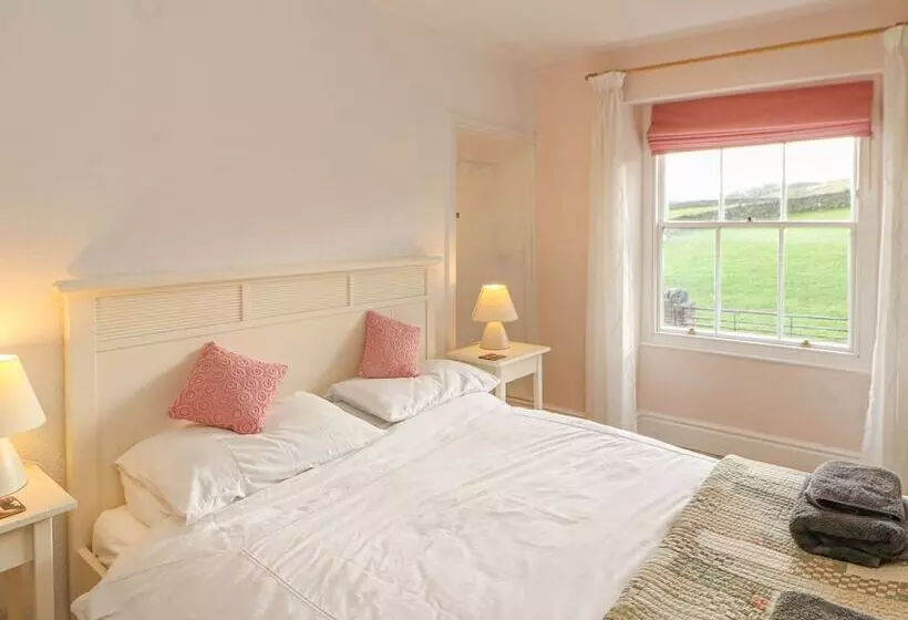 Primrose Cottage