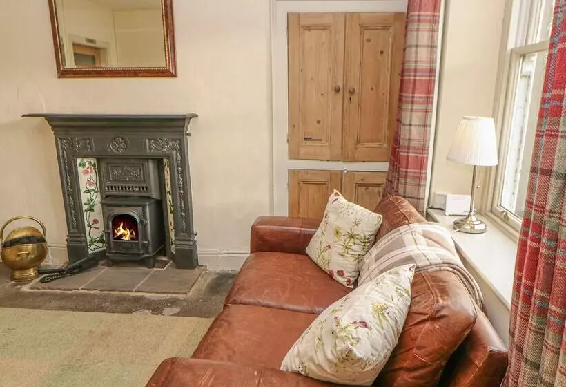 Primrose Cottage