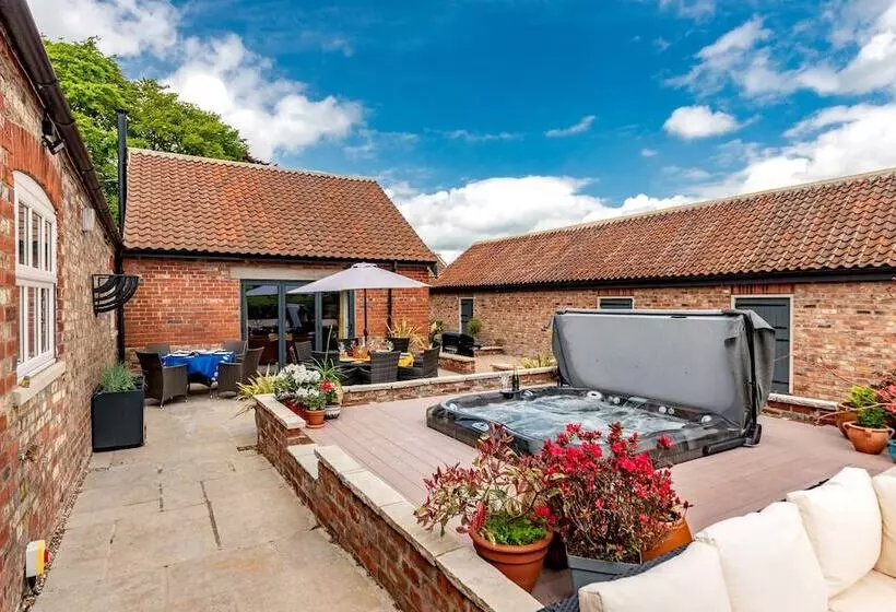 Sykes Lodge