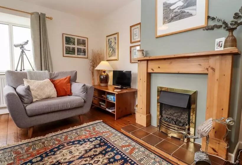 Yew Tree Cottage