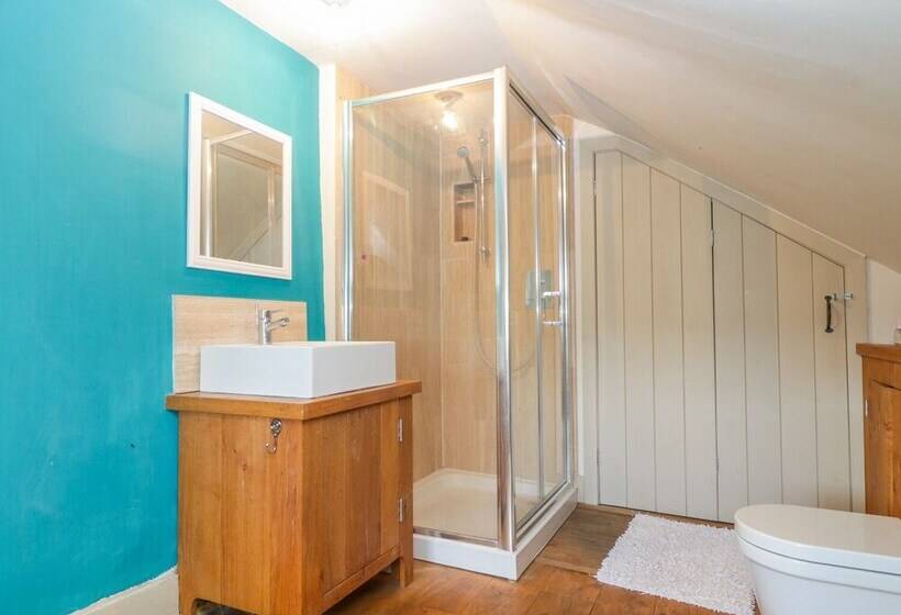 Apple Tree Cottage