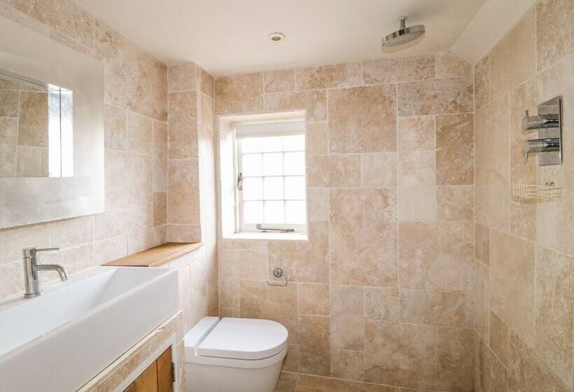 Apple Tree Cottage