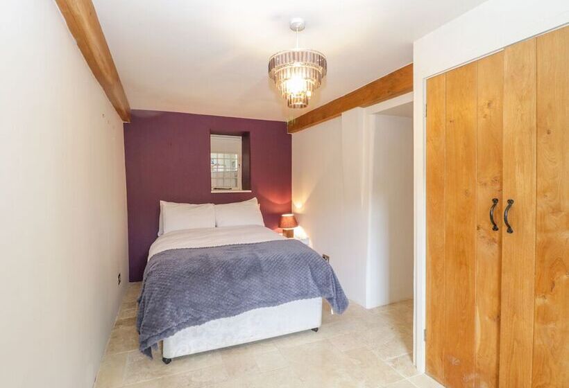 Apple Tree Cottage