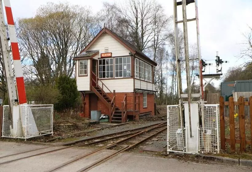 Bank Cottage