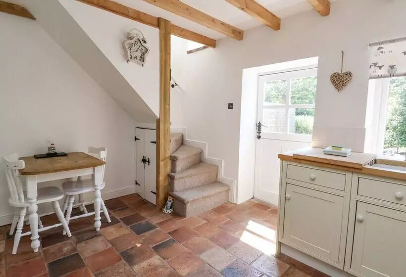 Carreg Cottage