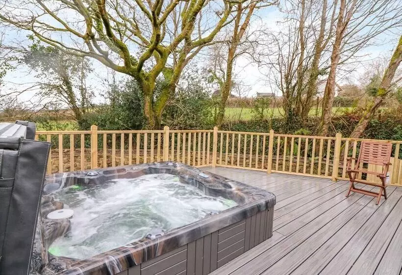 Crooked Hill Cottage