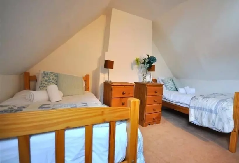 Neptune Cottage