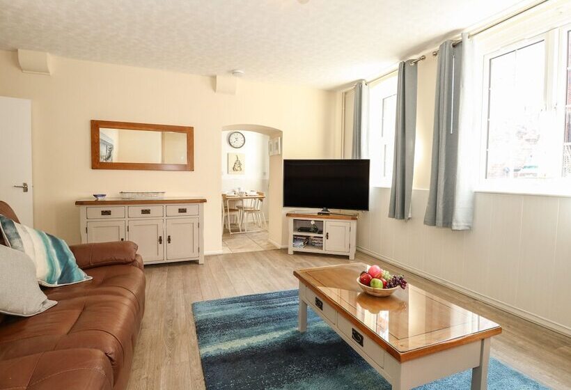 Old Malthouse Apartment