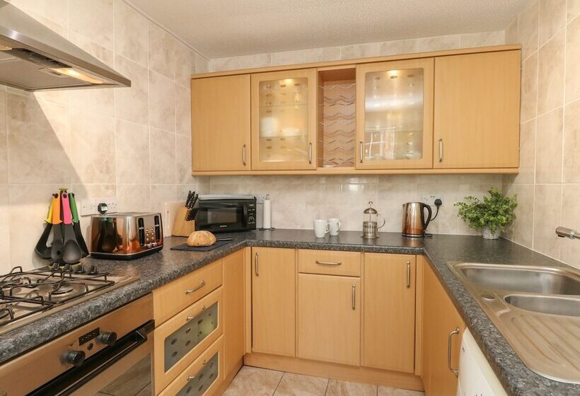 Old Malthouse Apartment