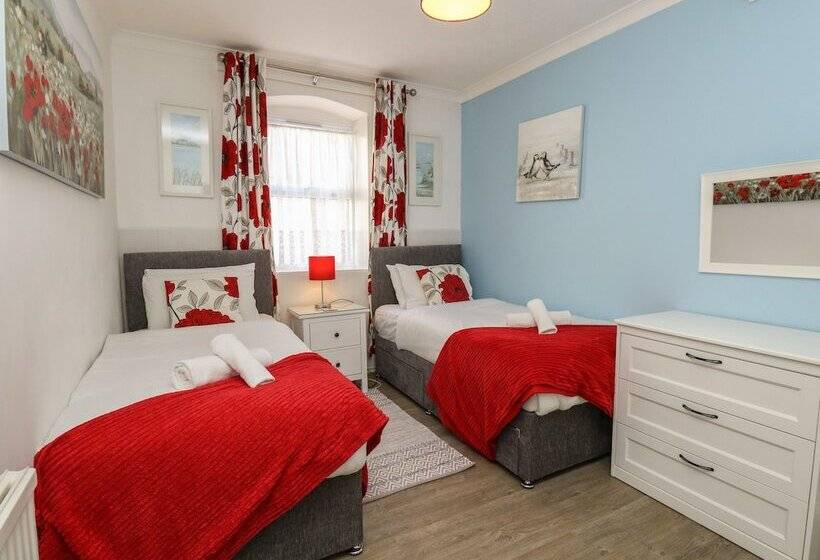 Old Malthouse Apartment