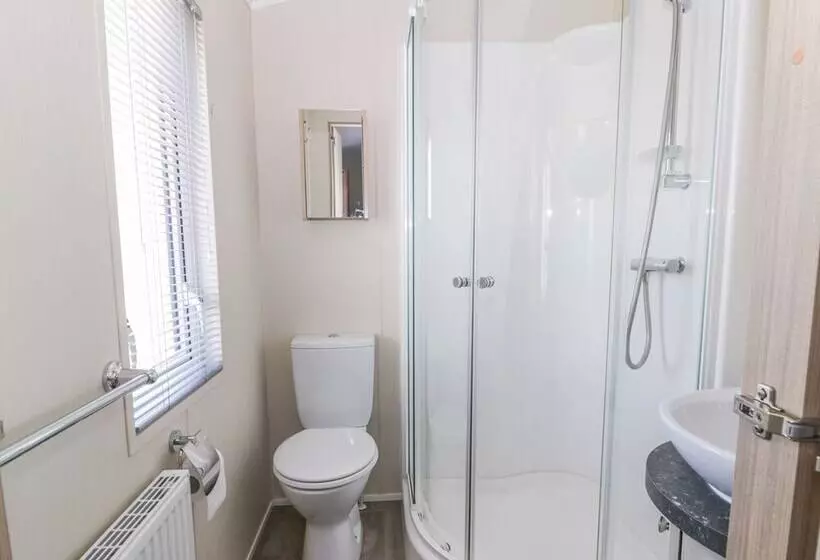 Skipsea Lodge