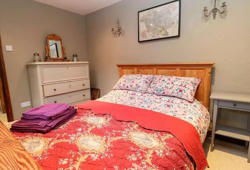 Spring Park Farmhouse