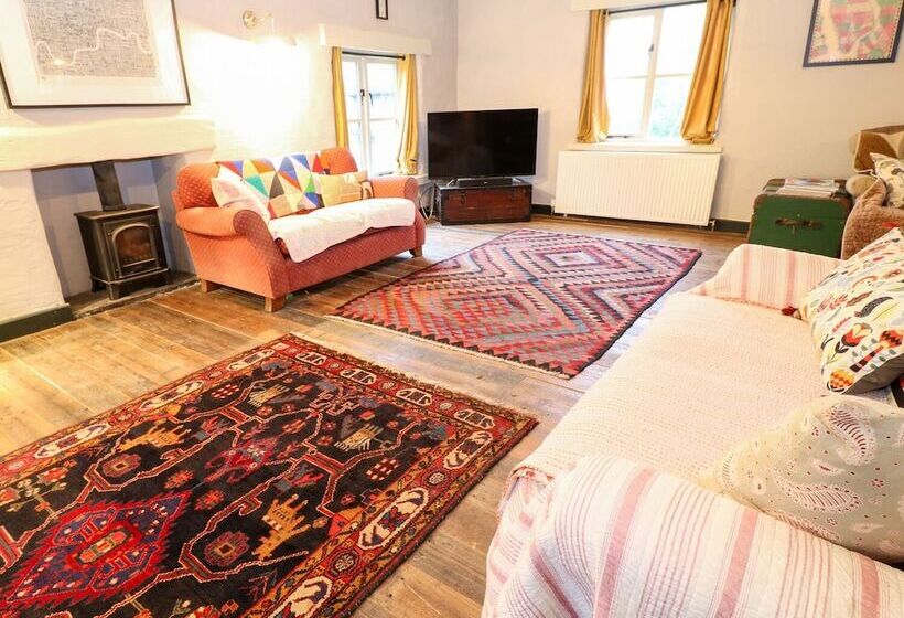 Spring Park Farmhouse