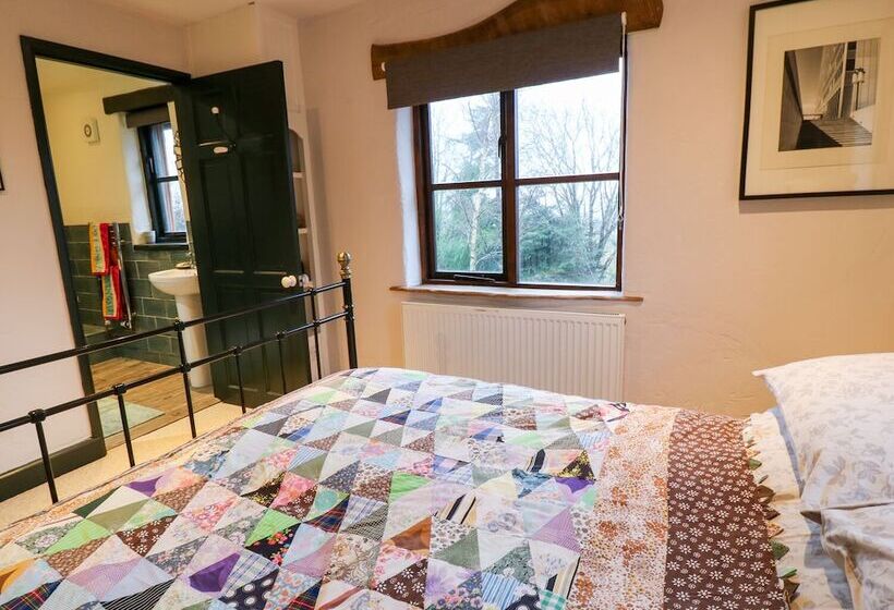 Spring Park Farmhouse