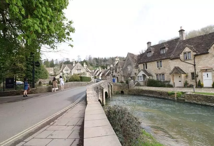 Stable Cottage