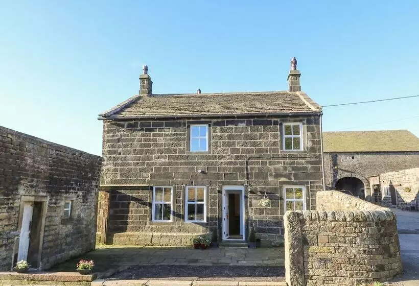 The Cottage, Beeston Hall