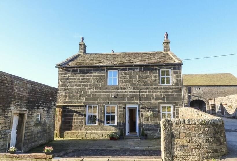 The Cottage, Beeston Hall