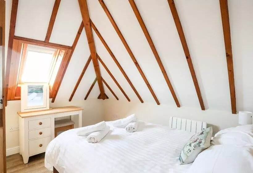 Tyn Towyn   Ty Melyn