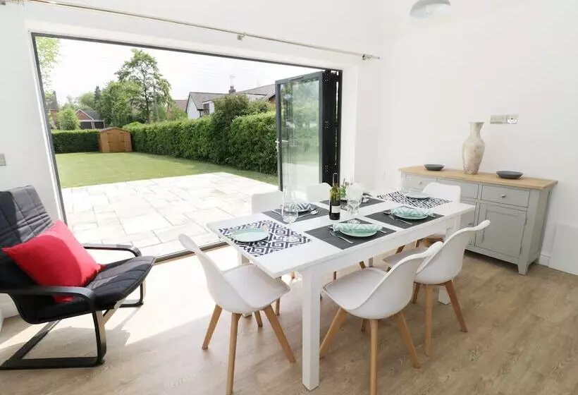 Appletree Cottage