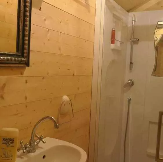 ベッドアンドブレックファースト L'oguste