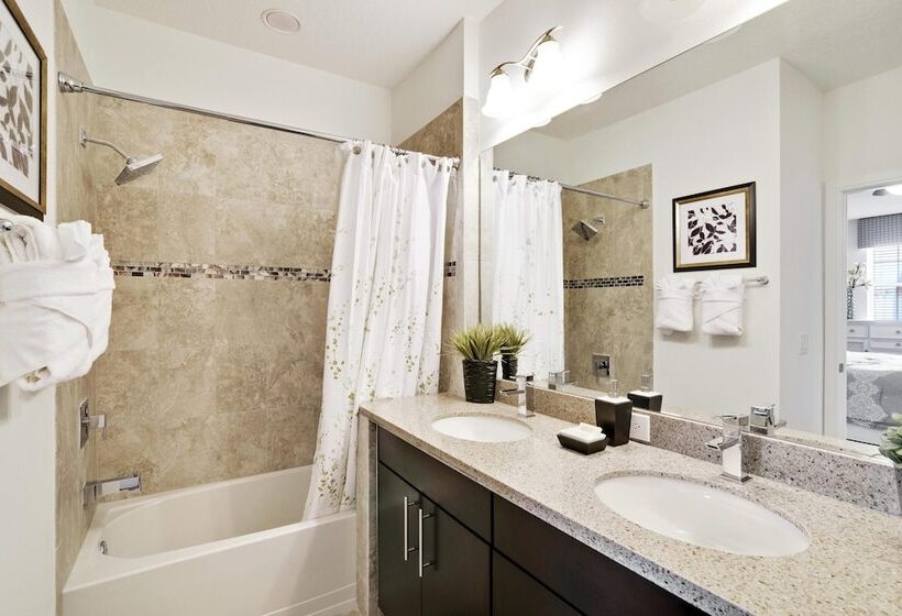 Escape To Festival By Villadirect