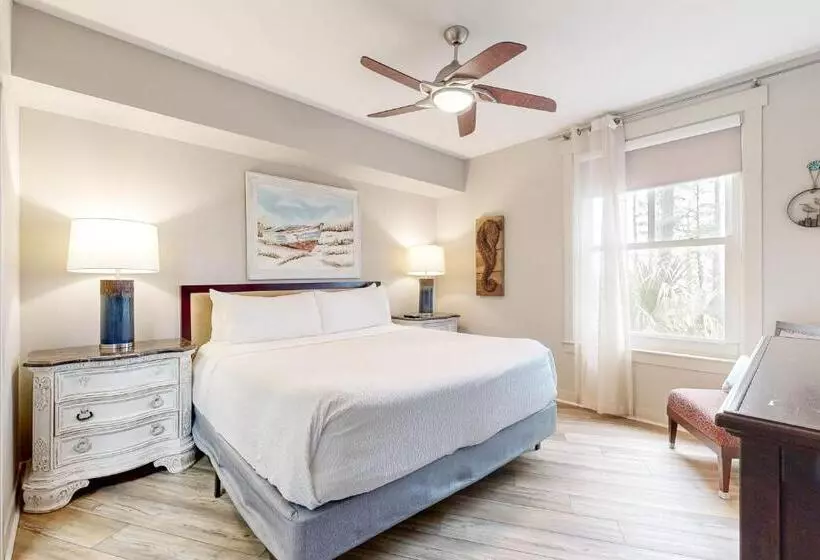 Hotelli Bahia Condos